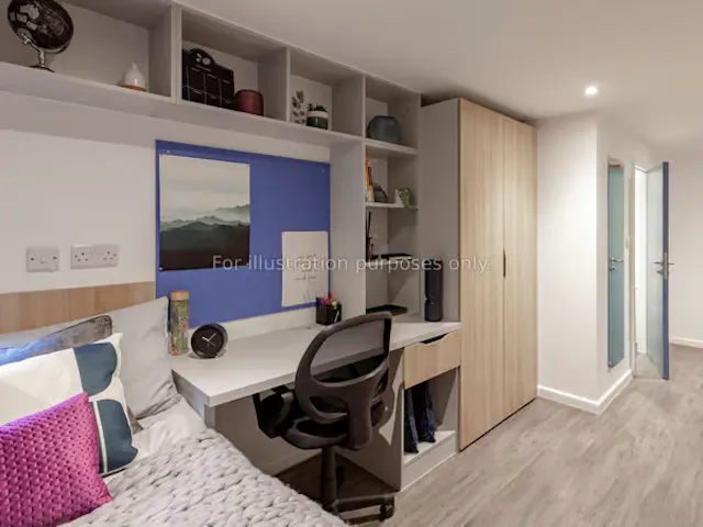 Penthouse 2 Bed Apartment room image 1