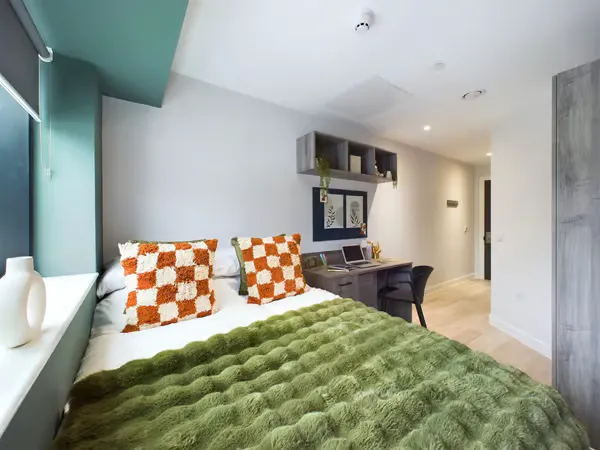 Superior Ensuite