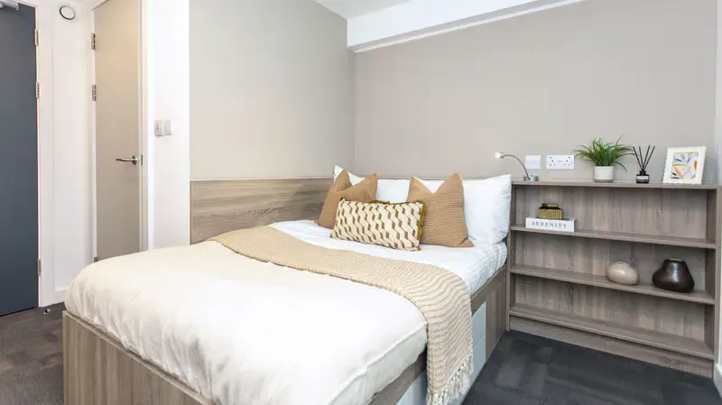 Standard Single Ensuite ROOM 4