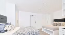 miura-nottingham-Classic Twin Studio