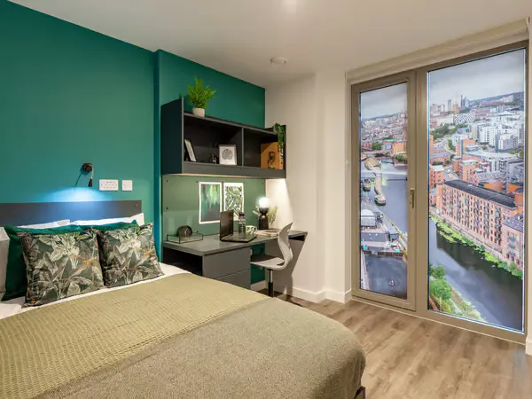 Standard Ensuite room image 1