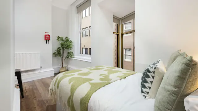 Deluxe Studio room image 1