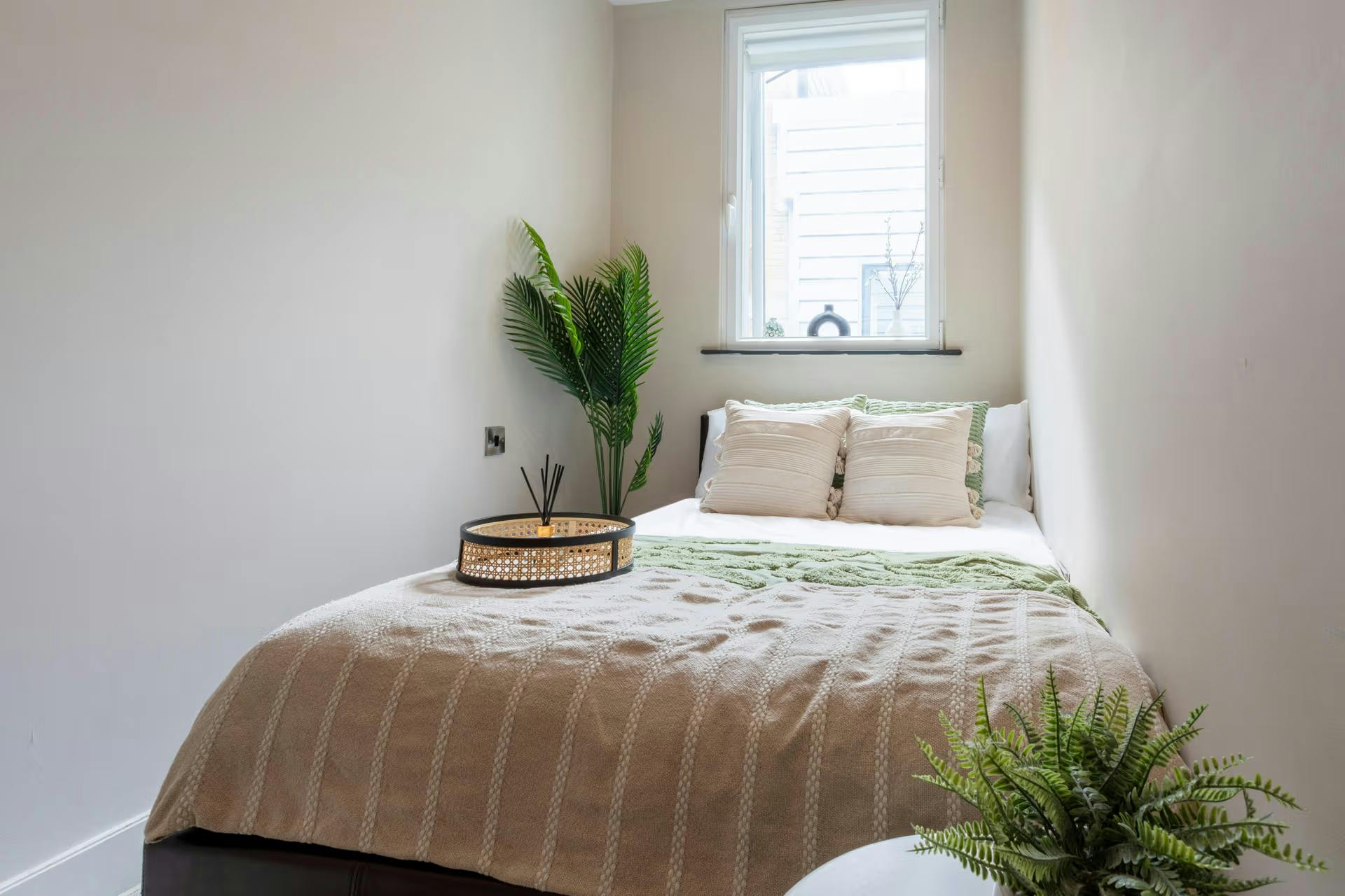 Silver 1 Bed Apartment