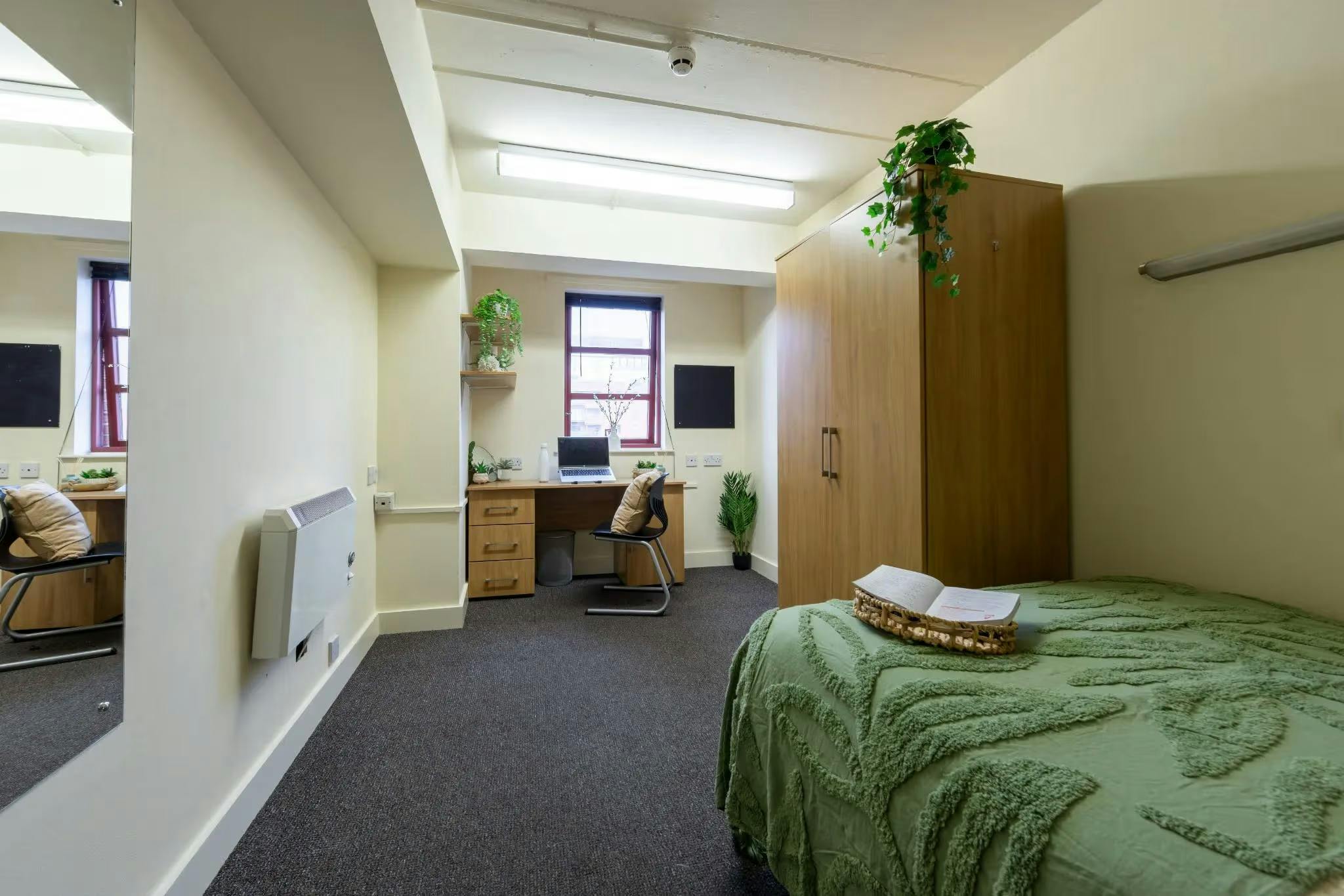 manchester-student-village-manchester-Bronze Non Ensuite - Large