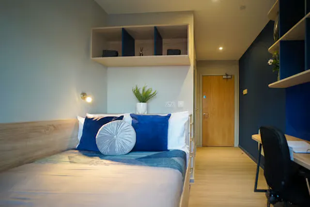 Classic Ensuite room image 1