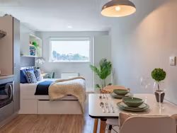 west-way-square-oxford-Premium Studio