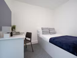 the-paper-works-sheffield-Classic Ensuite