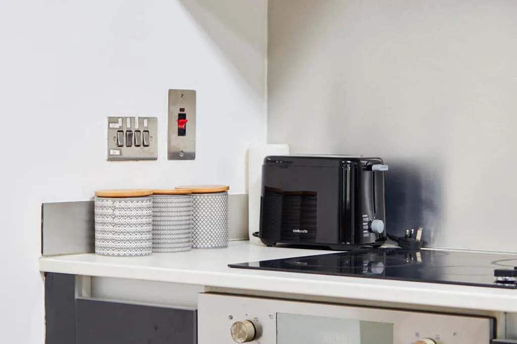 One room in 2 bedroom apartment KITCHEN 2