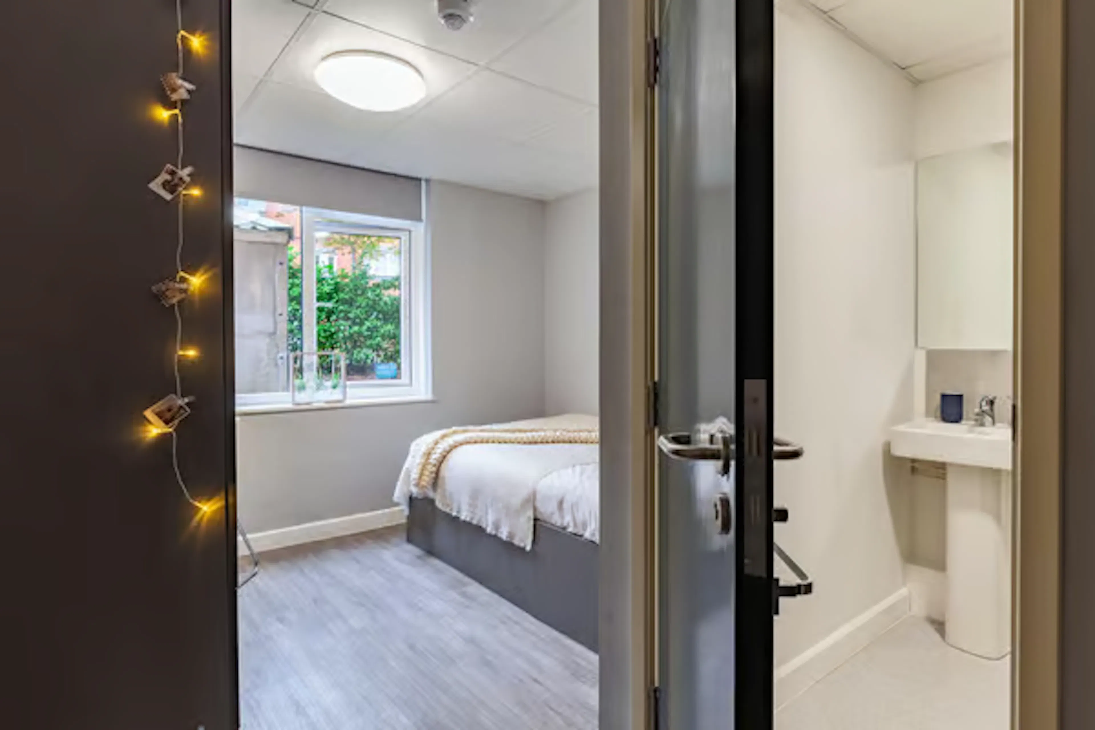 Classic Ensuite ROOM 2