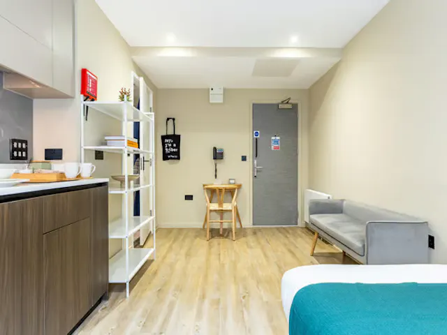 Awesome room image 2