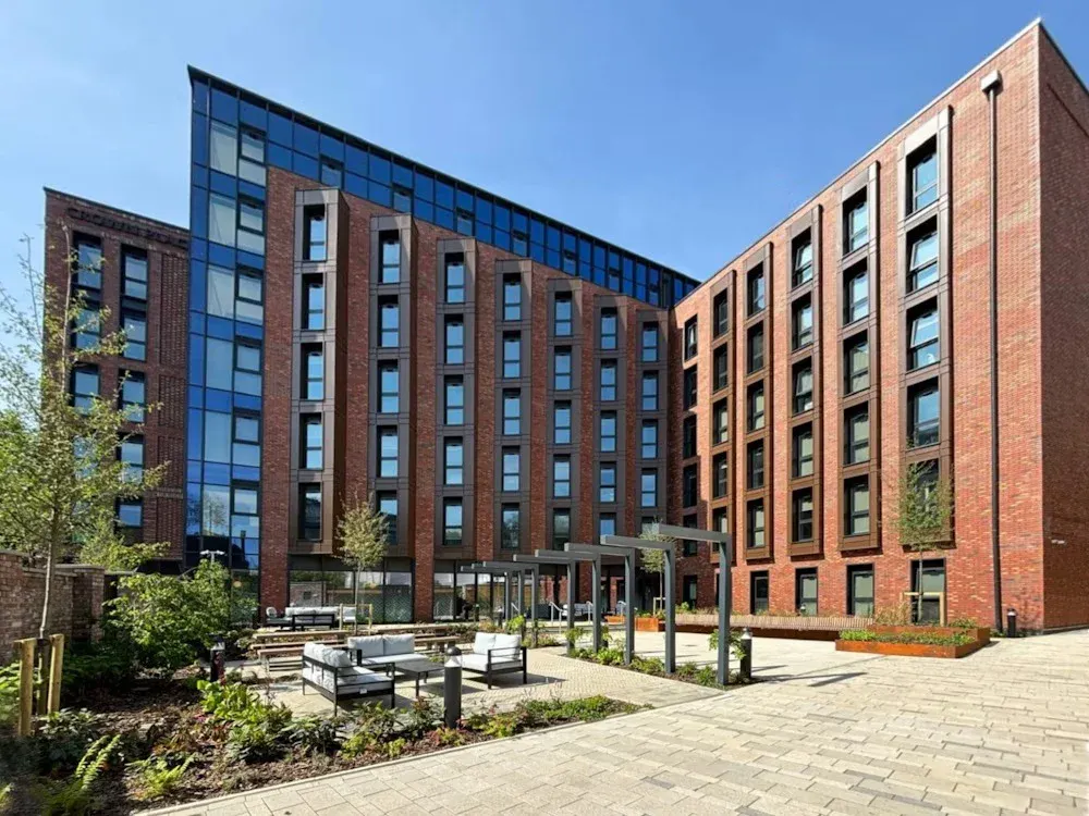 BUILDING