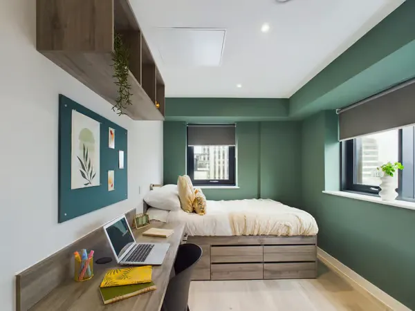 Superior Ensuite Plus
