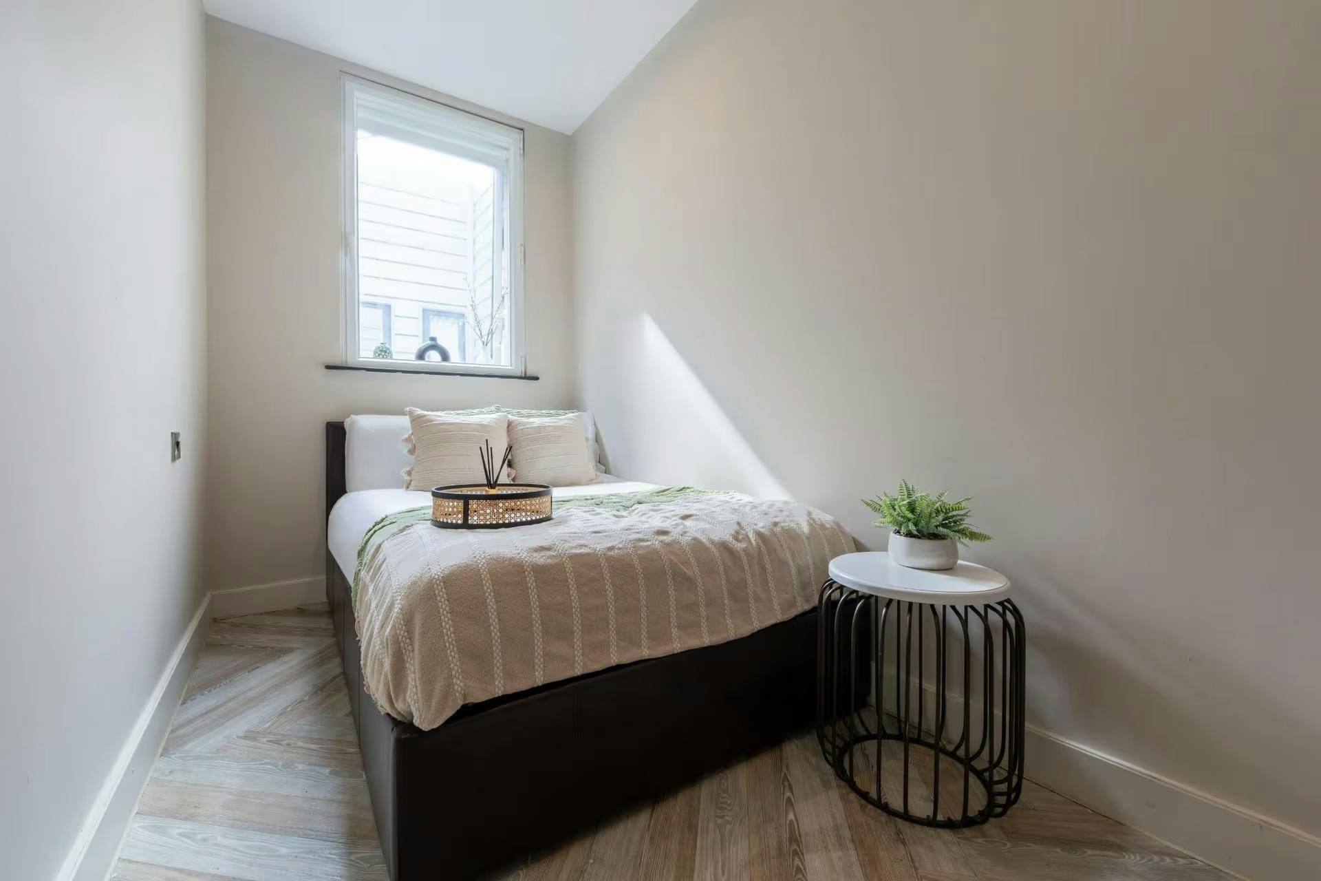 Silver 1 Bed Apartment