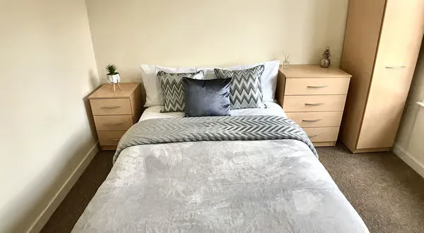 2 Bed Apartment room image 1