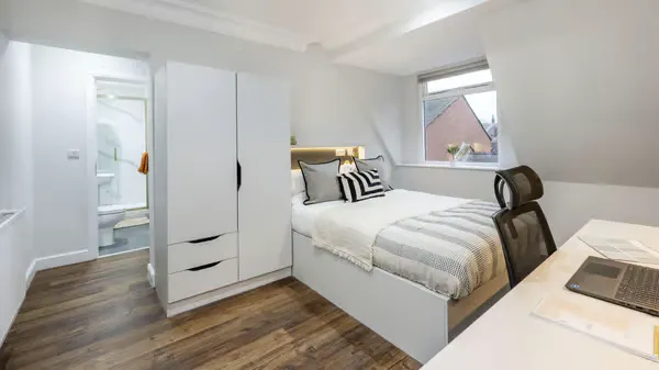 One-Bed Apartment