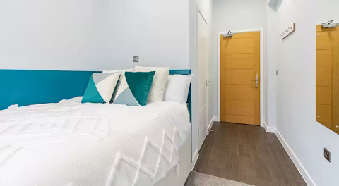 urban-student-village-coventry-ROOM