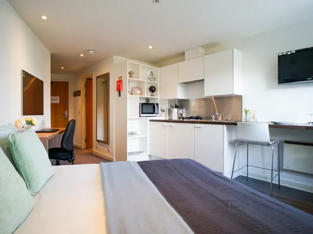 Studio room image 2
