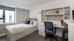 holden-court-1-brighton-Classic Studio