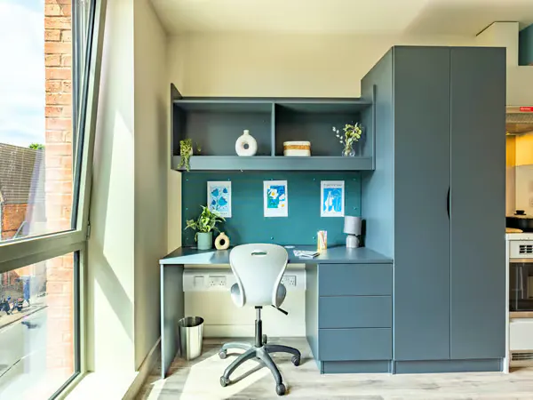 Bronze Studio room image 2