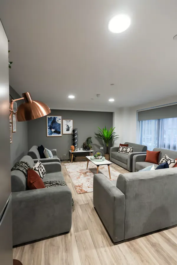 Bronze En Suite ROOM 1