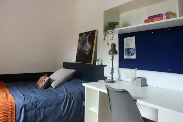 Classic Ensuite room image 2