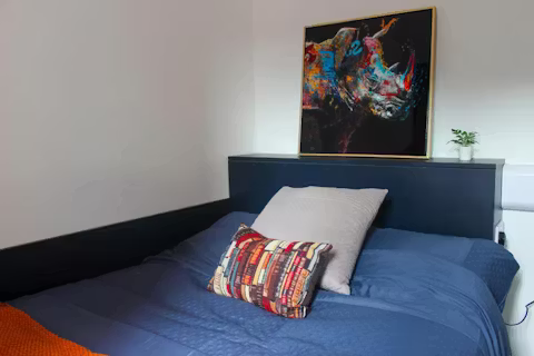 the-bridge-guildford-ROOM