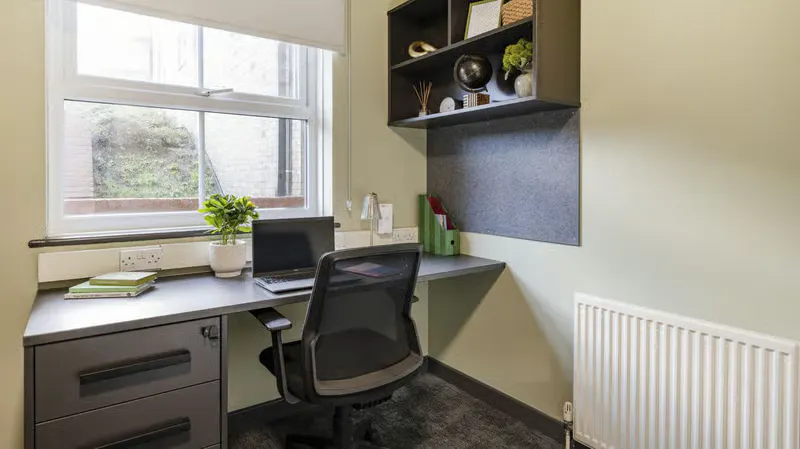 Ensuite ROOM 2