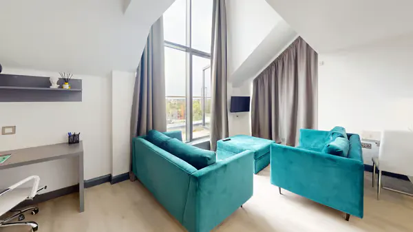 Premium Mezzanine Studio