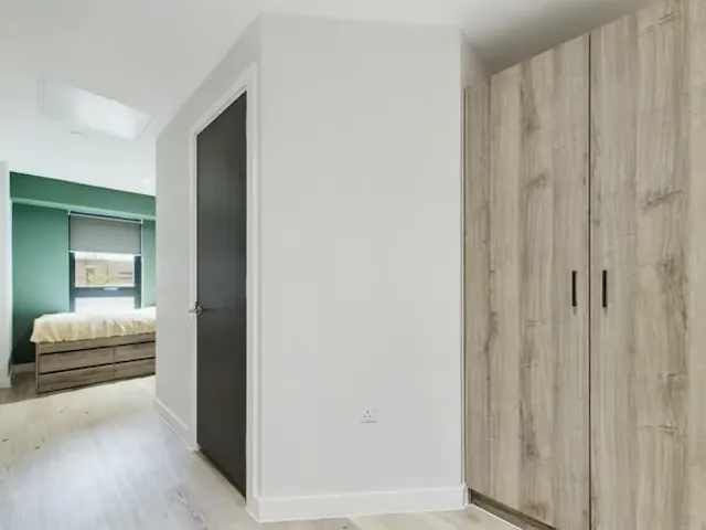 Luxury Ensuite room image 3