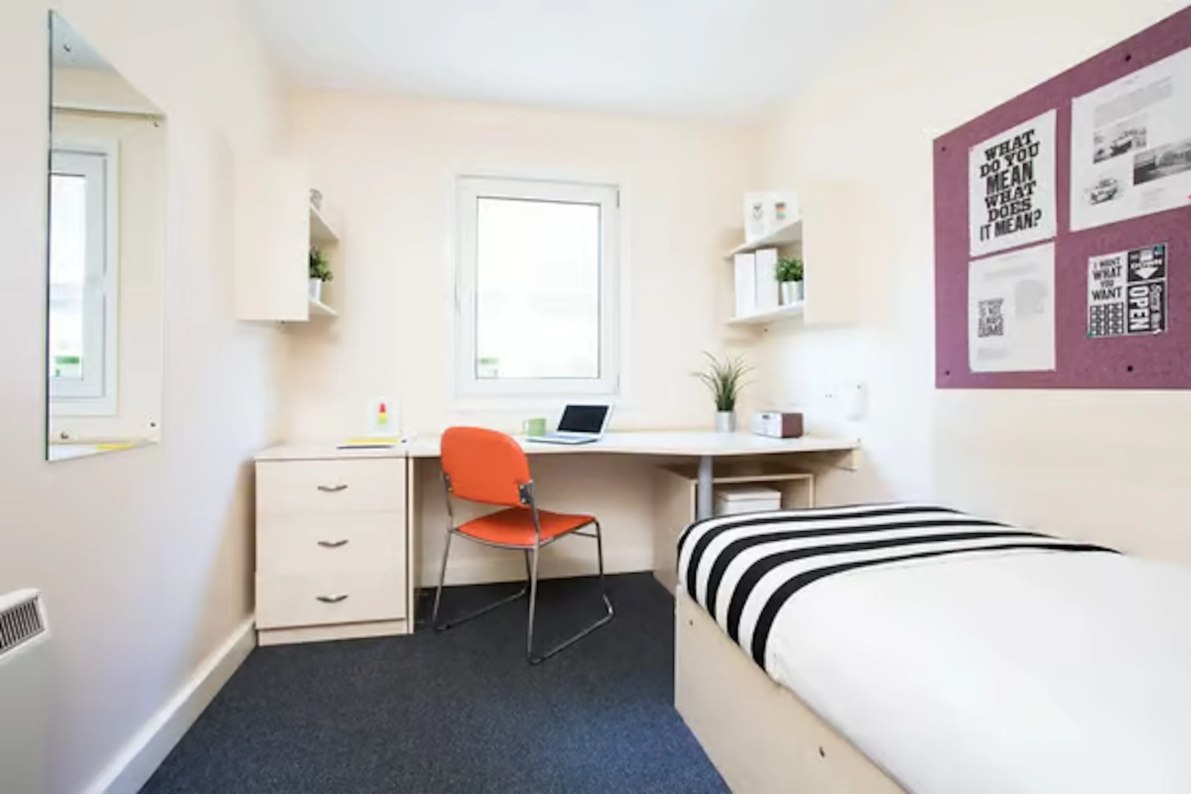 Premium Studio ROOM 4
