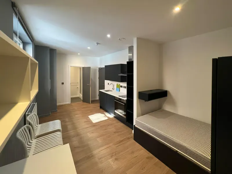 Deluxe Studio ROOM