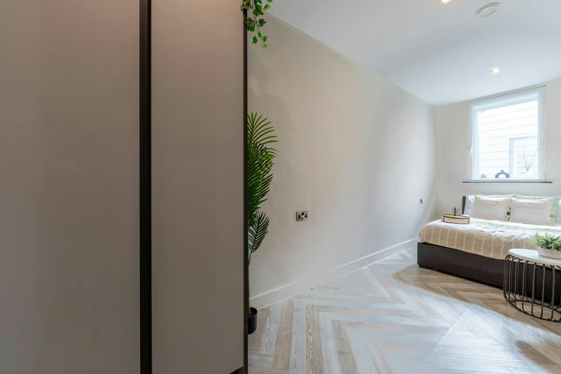 Silver 1 Bed Apartment