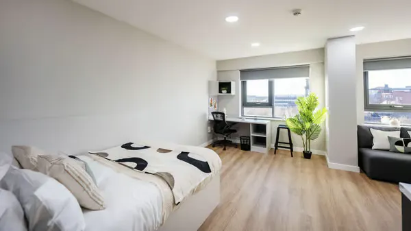 Superior Studio