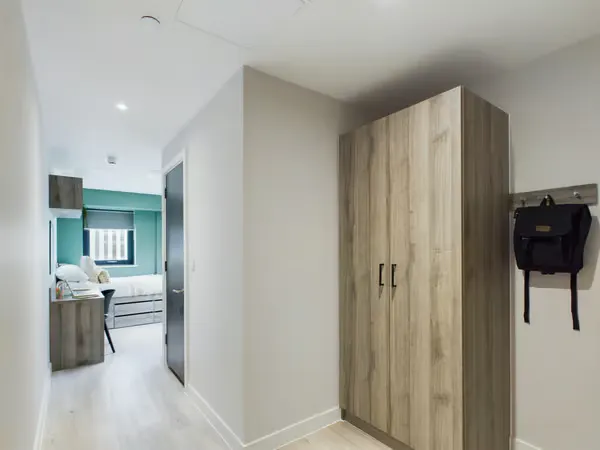 Superior Ensuite Plus