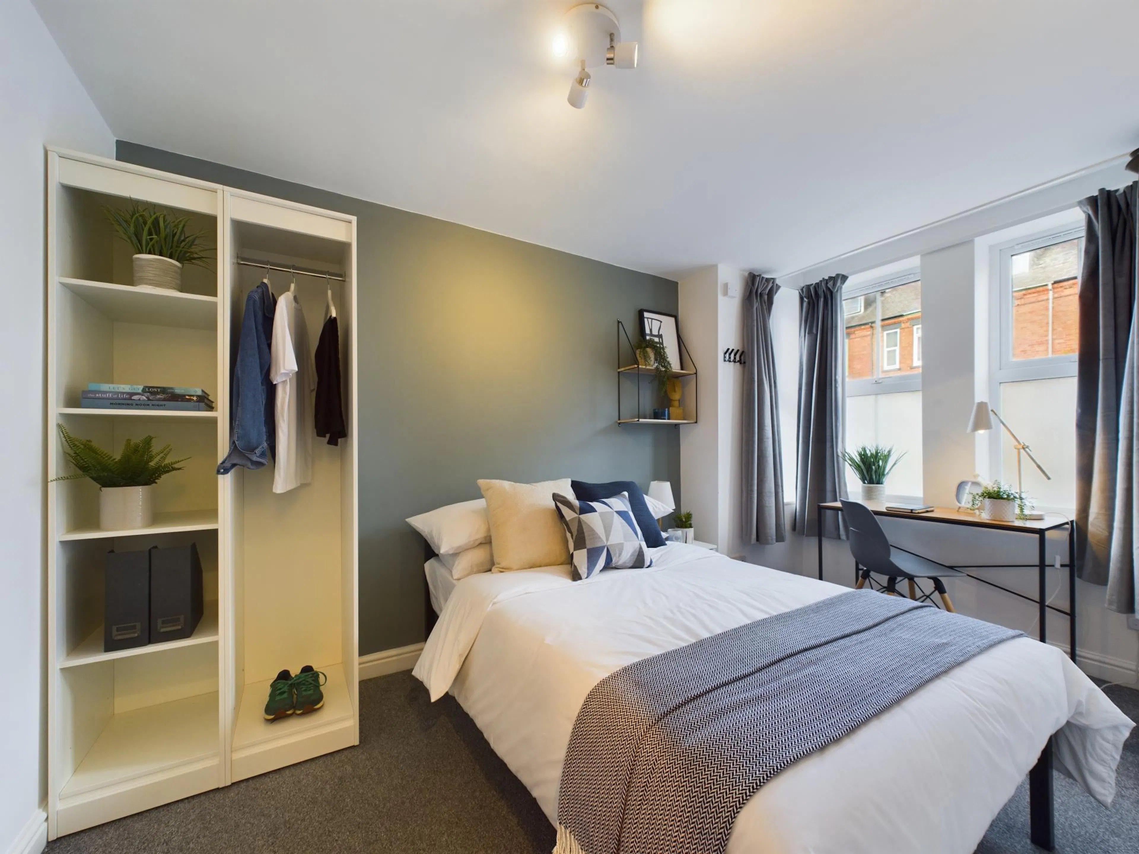 4 Bed Apartment ROOM 2