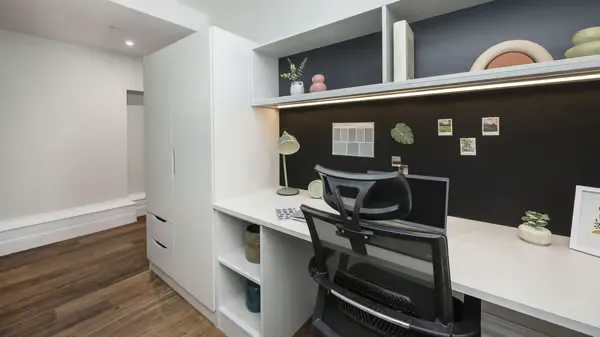 Deluxe Studio