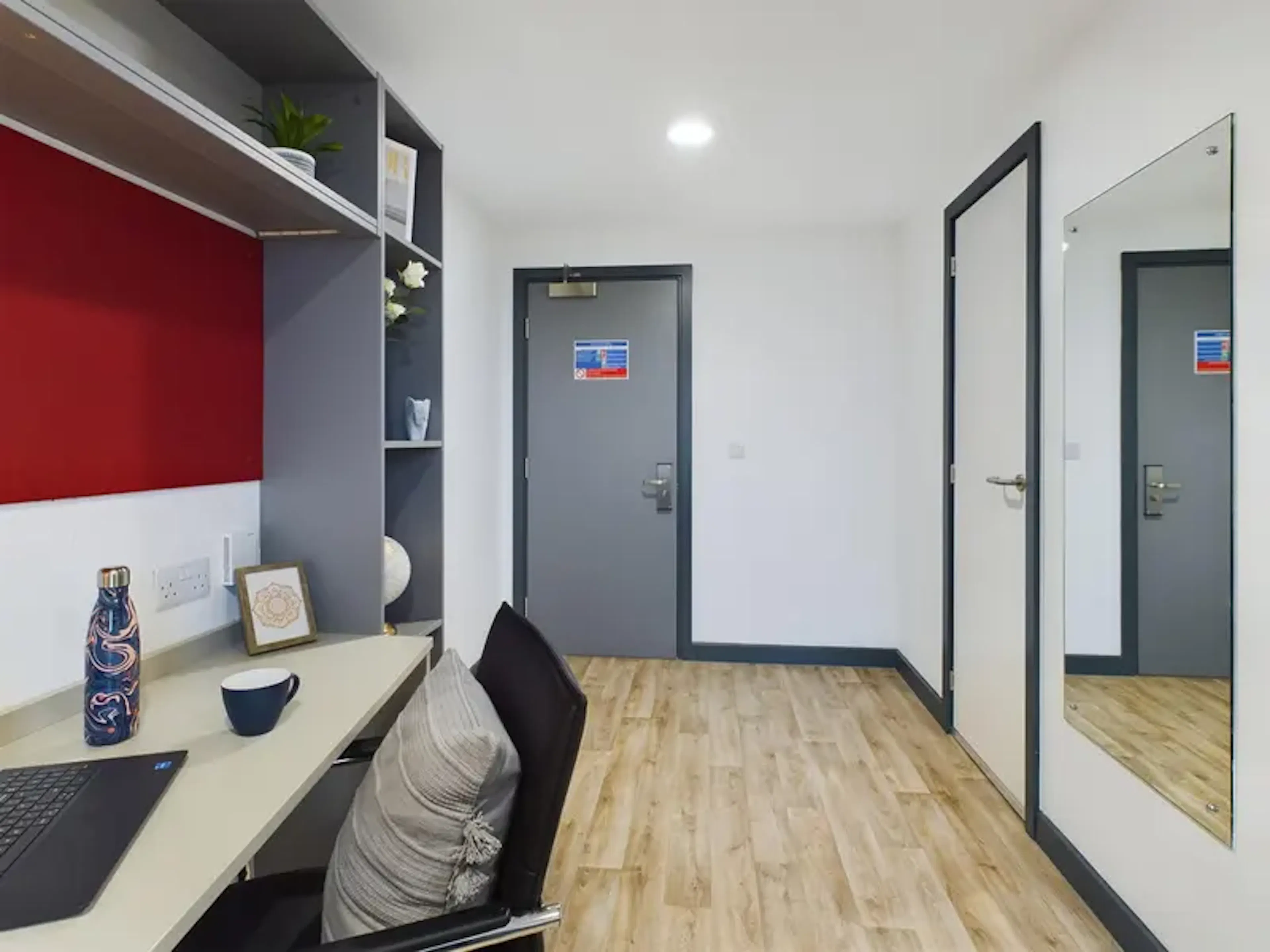 Gold Ensuite ROOM 4