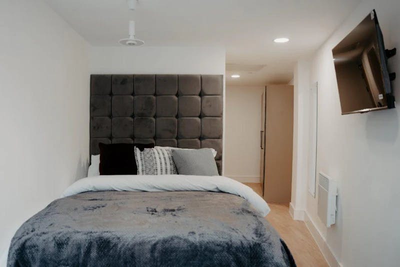 volume-works-1-birmingham-En-suite Edition 1