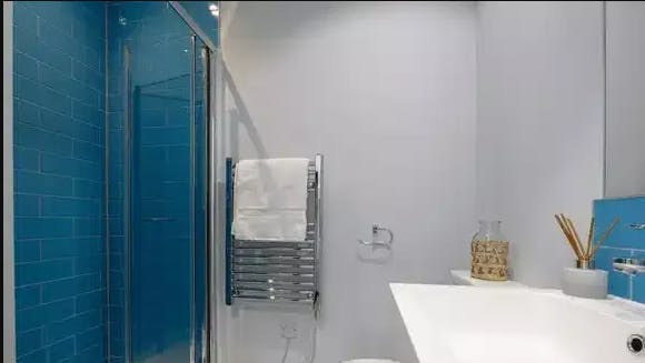 Bronze Non Ensuite