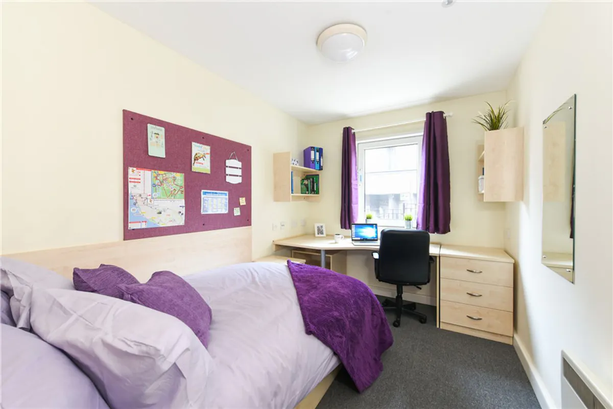 Bronze En-Suite ROOM