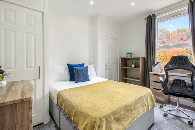 2 Bedroom Apartment room image 1