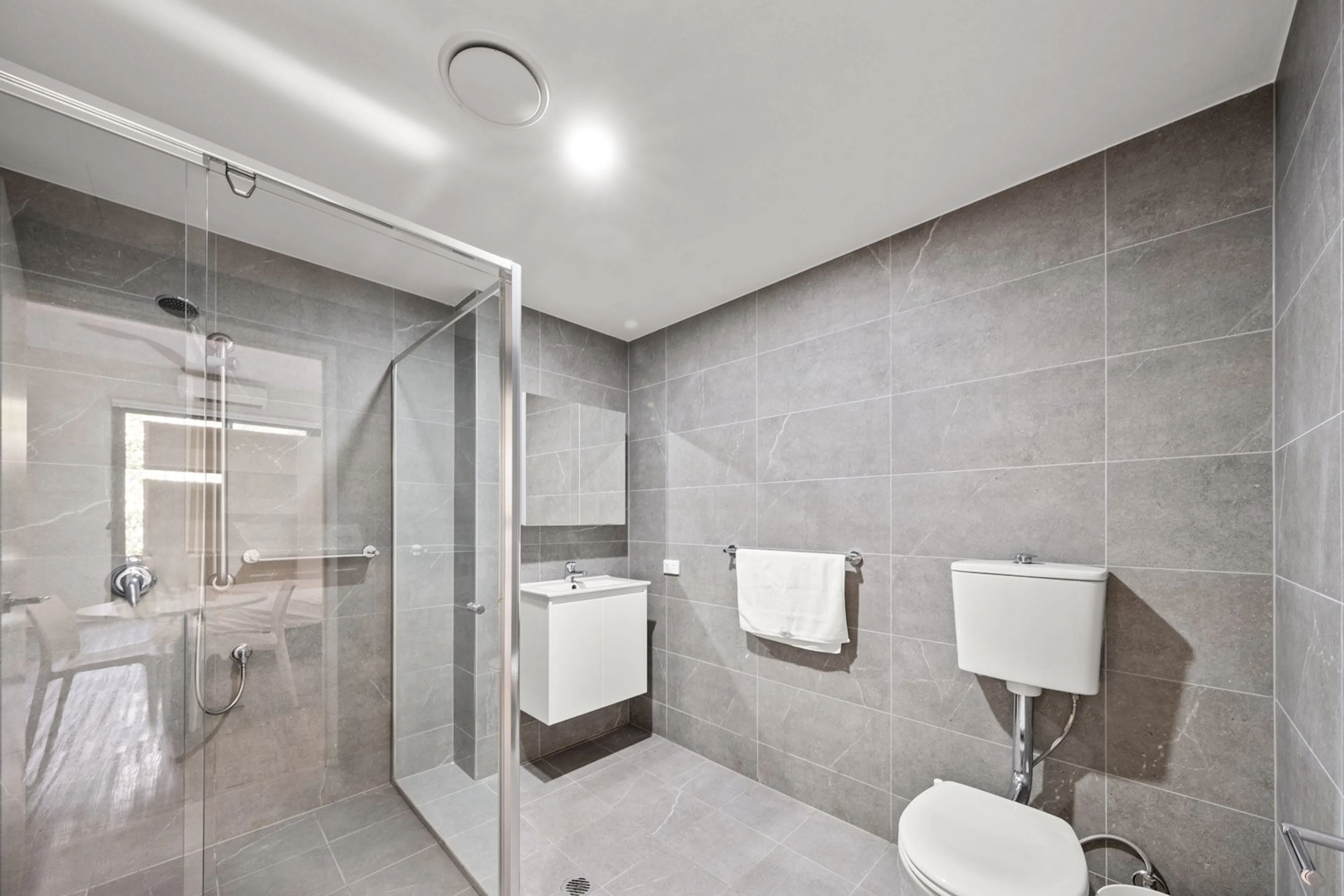 Premium Twin Share Studio BATHROOM 3