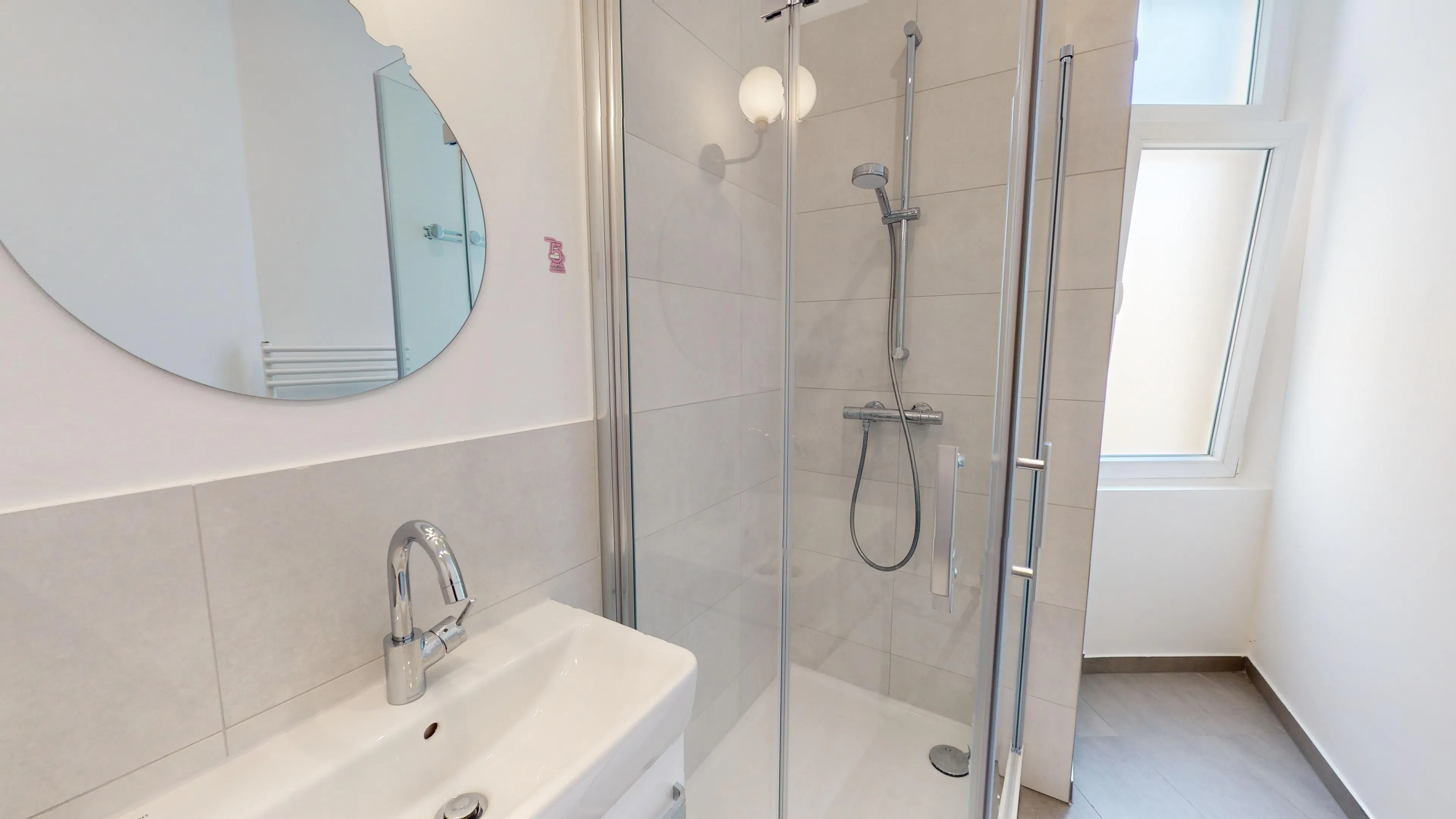 BATHROOM BATHROOM 2