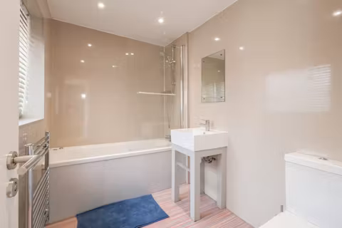64-seaford-street-stoke-on-trent-BATHROOM