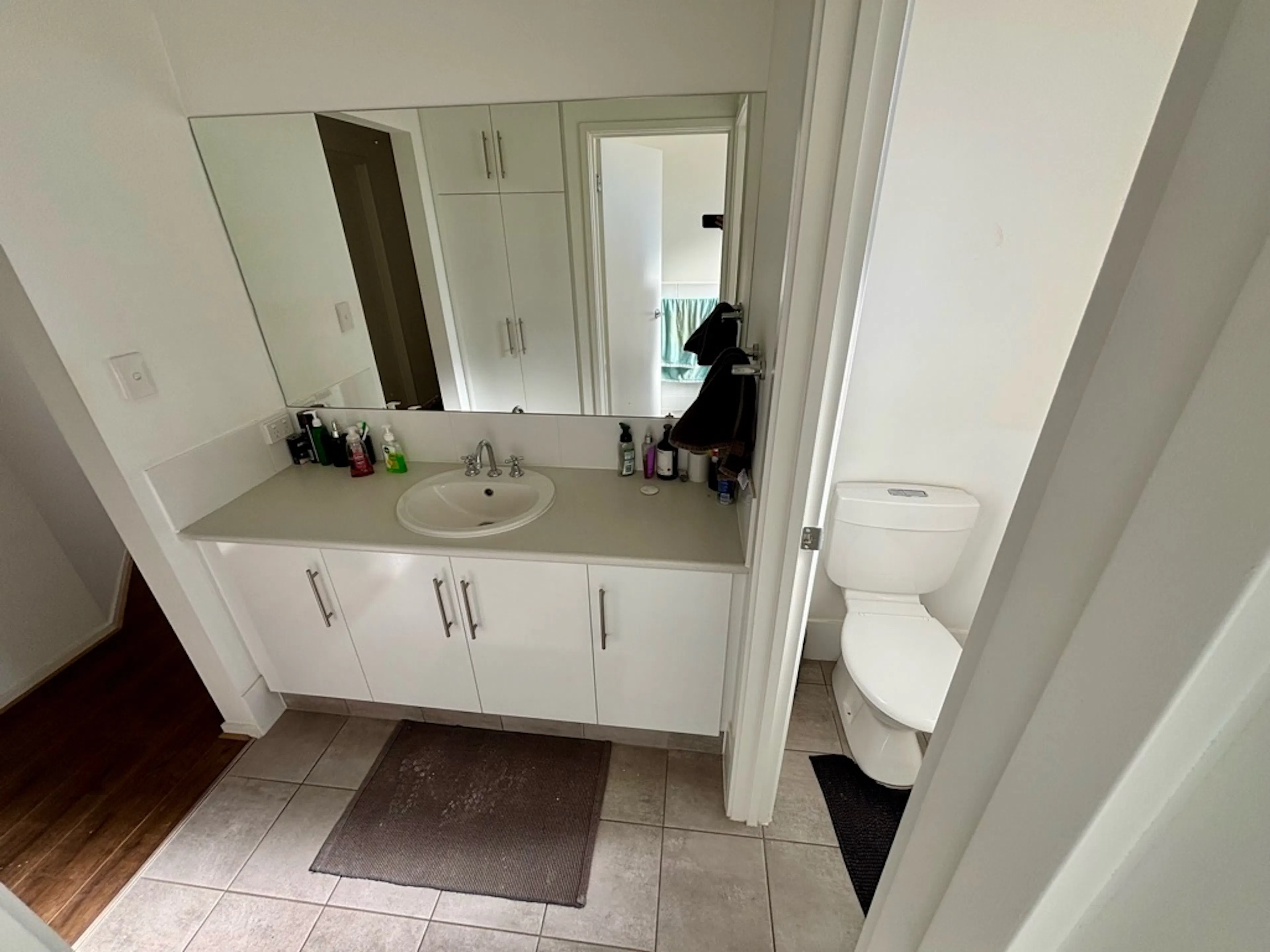Room 5 BATHROOM 3