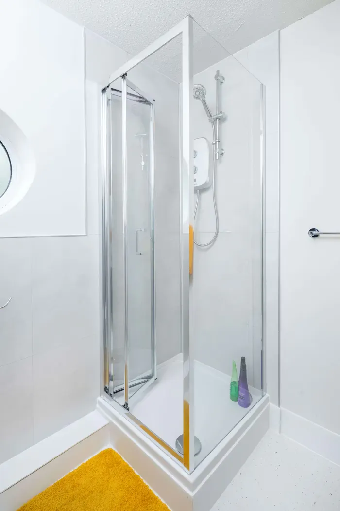 Silver En-suite