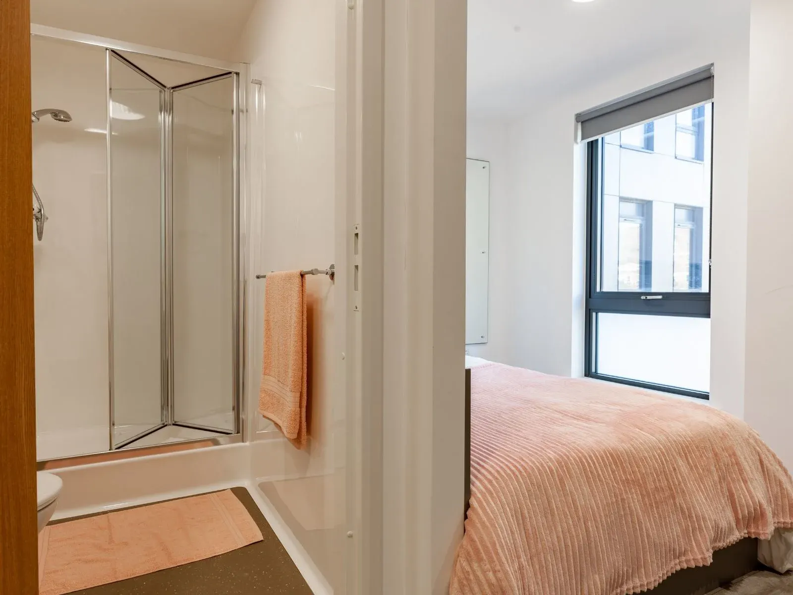 Premium Ensuite (Exclusive Pricing!)