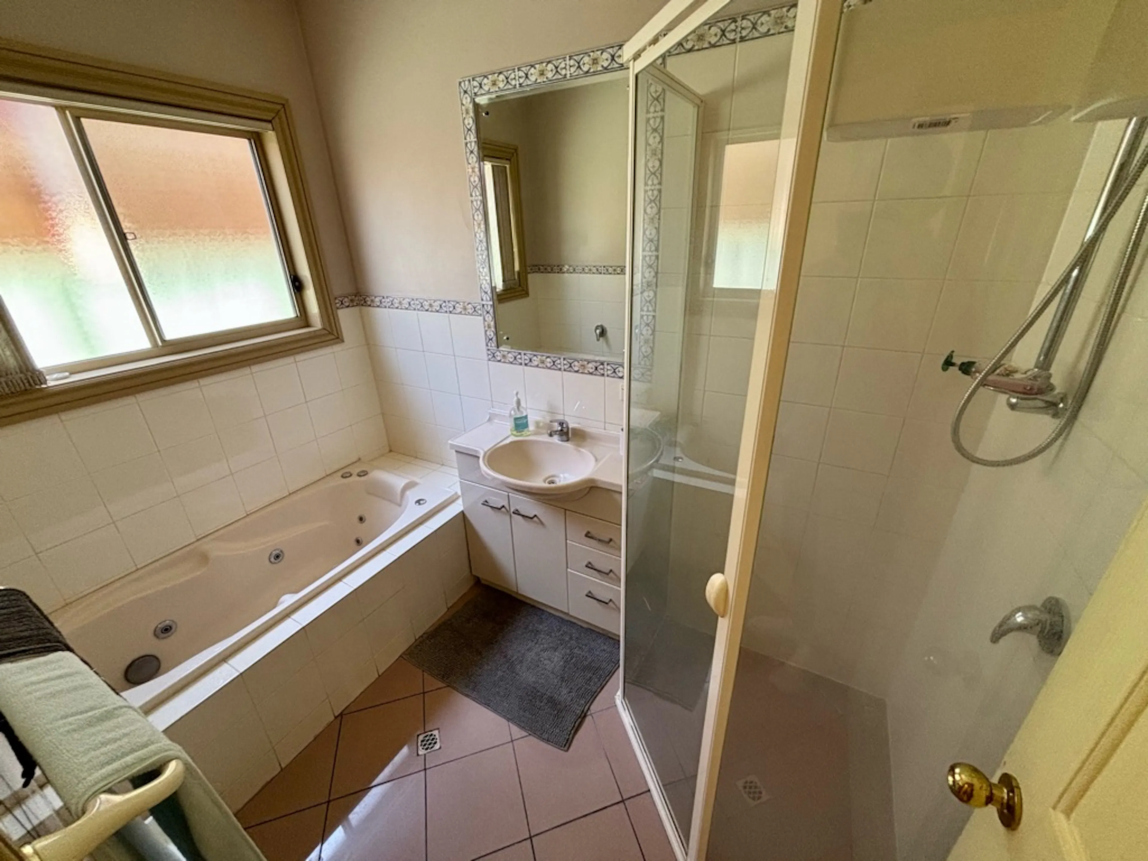 Room 2 BATHROOM 2