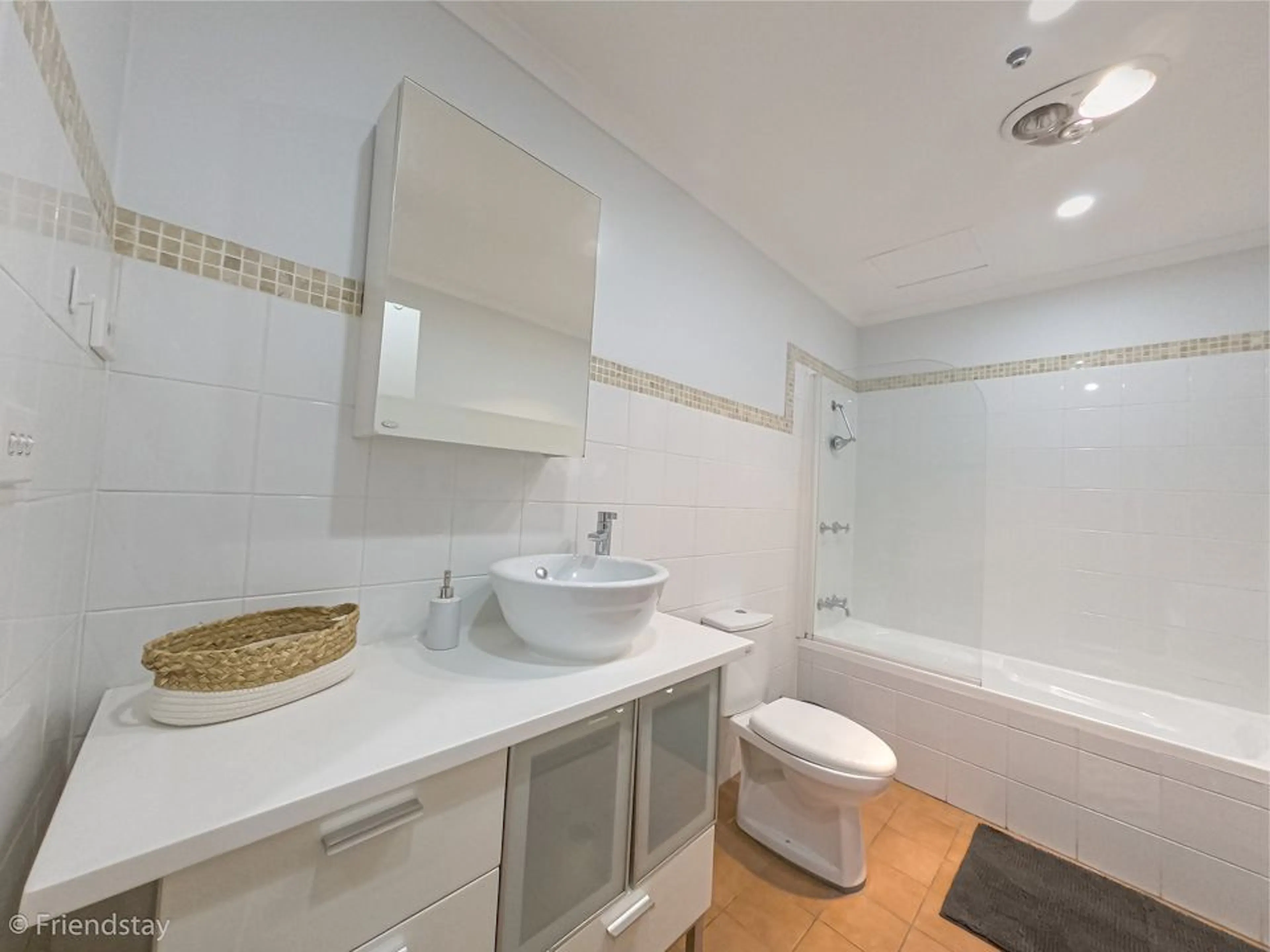2 Bedroom Unit BATHROOM 4