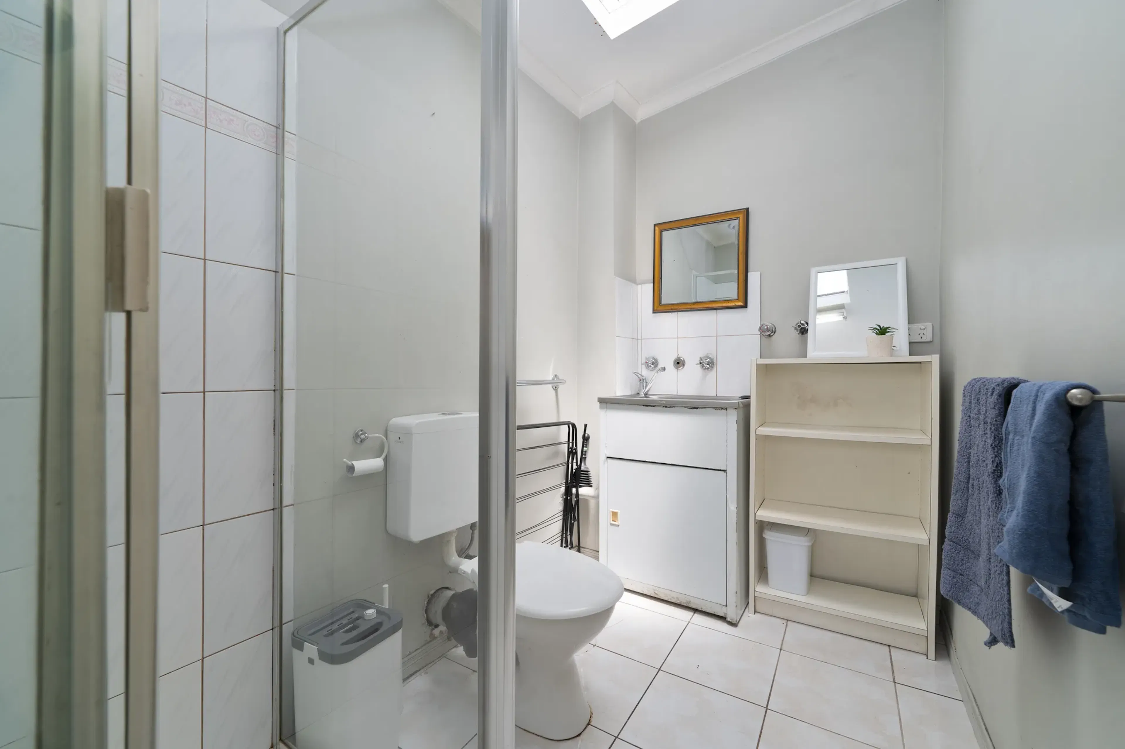 Room 1 (Non - Ensuite) BATHROOM 4